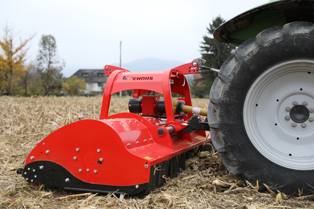 tehnos_universal_flail_mower_profi