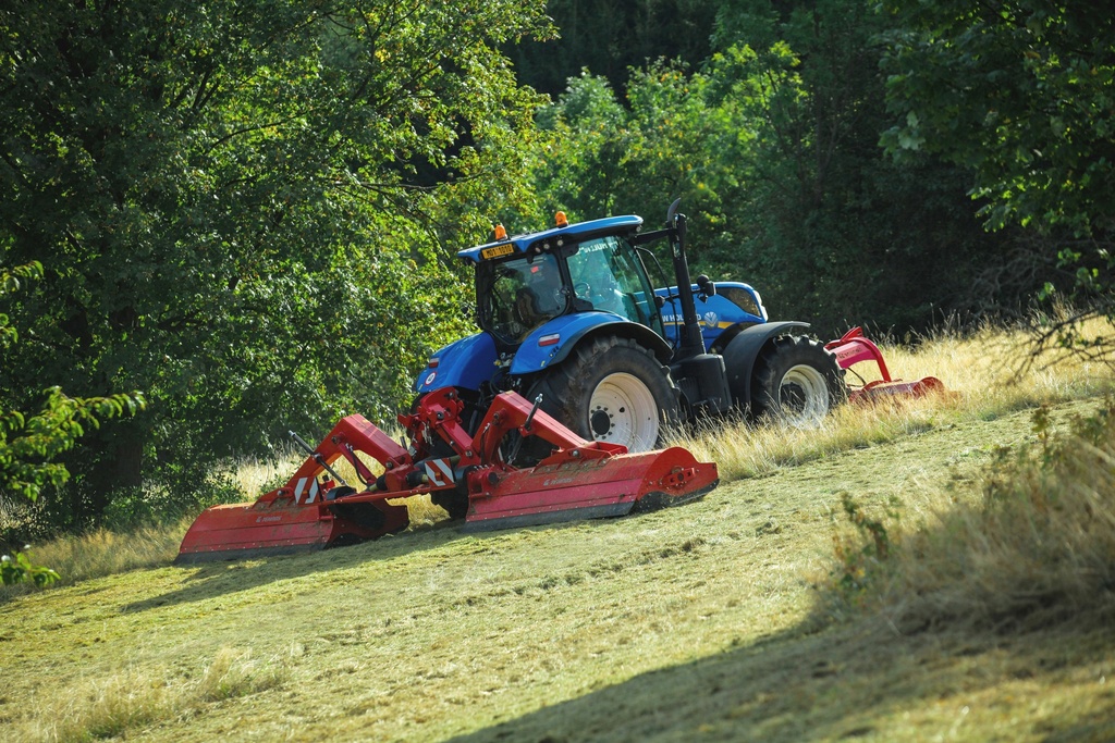 tehnos_tocatoar_universala_profi_new_holland