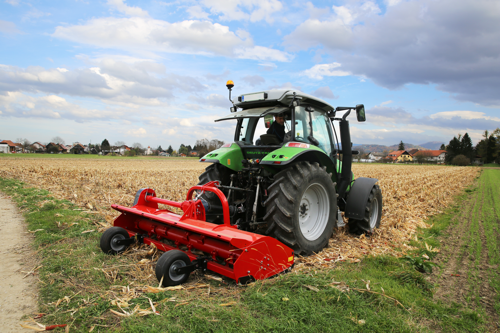 tehnos_landwirtschaftlicher_mulcher_light