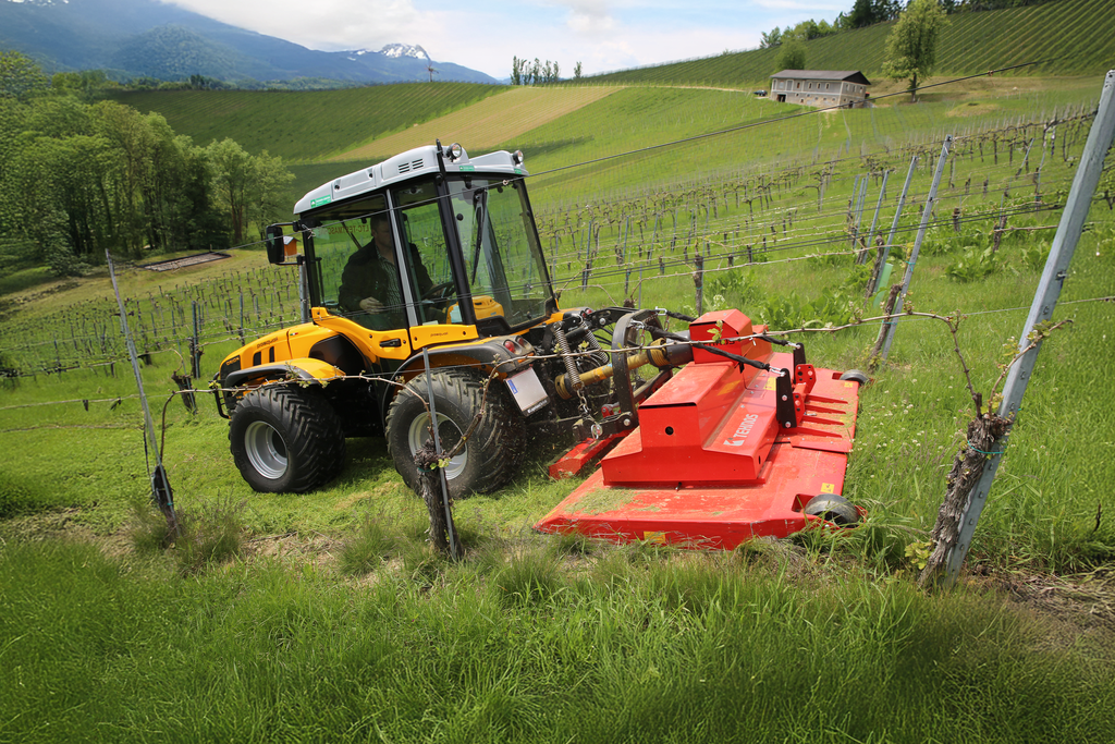tehnos_finishing_mower_vario_profi_mtv3